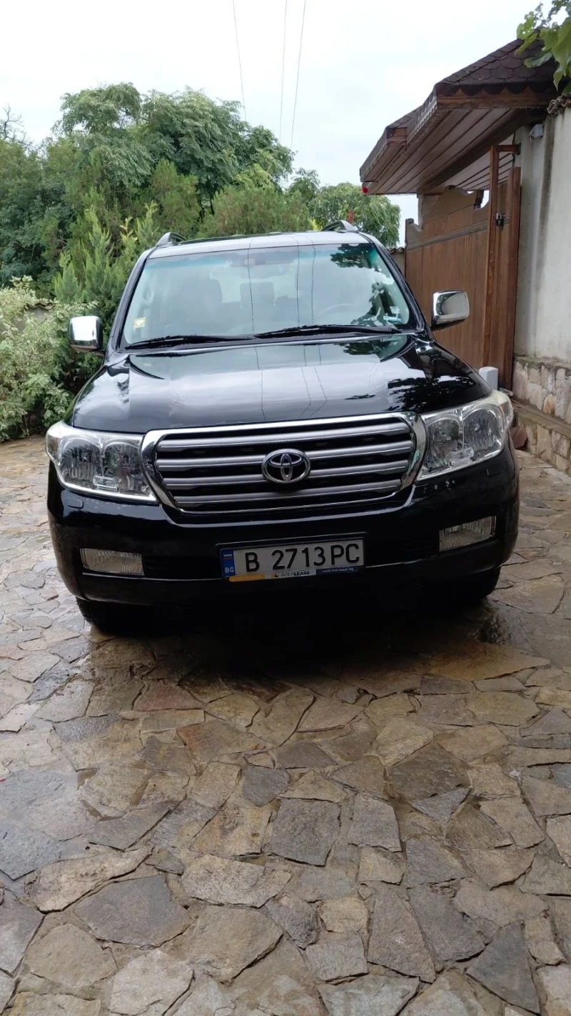Toyota Land cruiser 77777 км