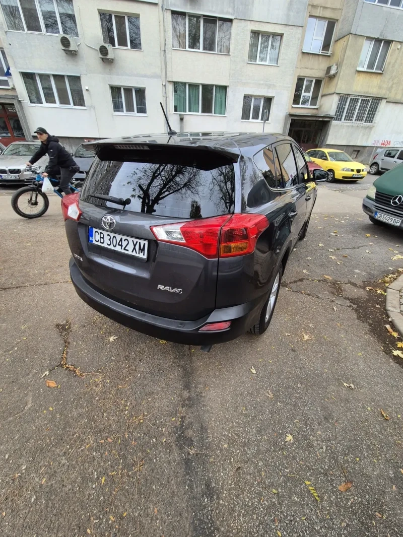 Toyota Rav4 Топ 2.0 D4D, снимка 6 - Автомобили и джипове - 52596768