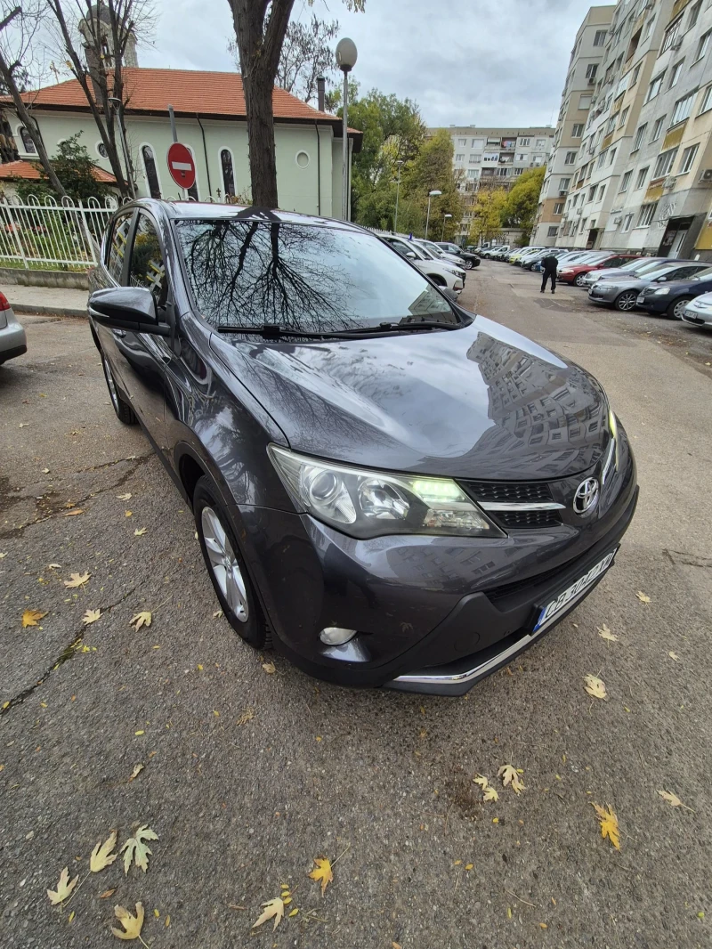 Toyota Rav4 Топ 2.0 D4D, снимка 8 - Автомобили и джипове - 52596768