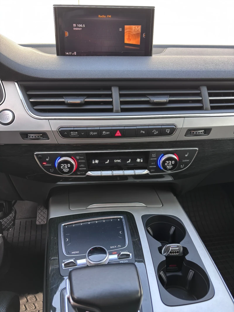 Audi Q7 3.0TFSI, снимка 10 - Автомобили и джипове - 52632402