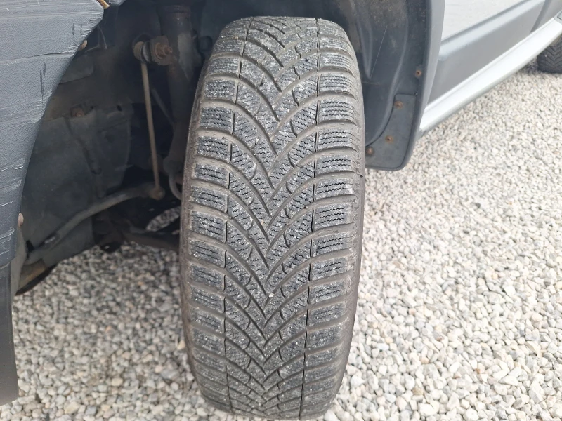 Dacia Duster 1.5dci 110ks 4x4 Klima!, снимка 16 - Автомобили и джипове - 53009245