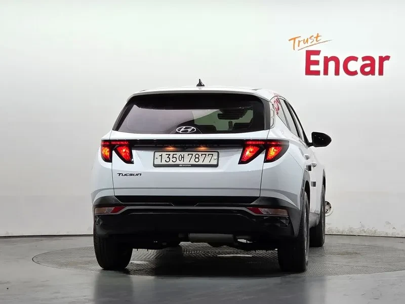 Hyundai Tucson 2.0 2WD MODERN, снимка 4 - Автомобили и джипове - 55801773