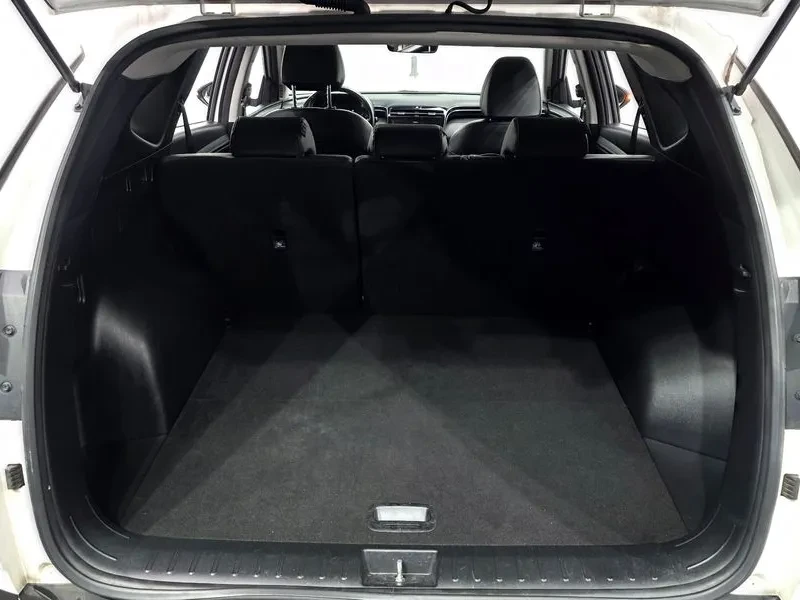 Hyundai Tucson 2.0 2WD MODERN, снимка 17 - Автомобили и джипове - 55801773