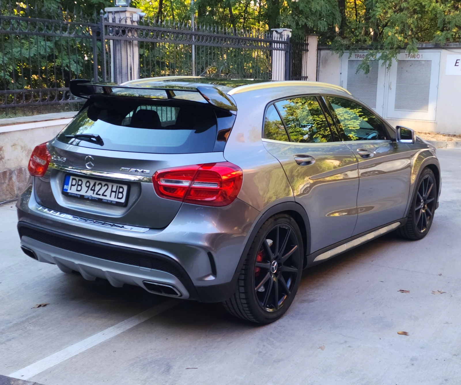 Mercedes-Benz GLA 45 AMG  - изображение 4