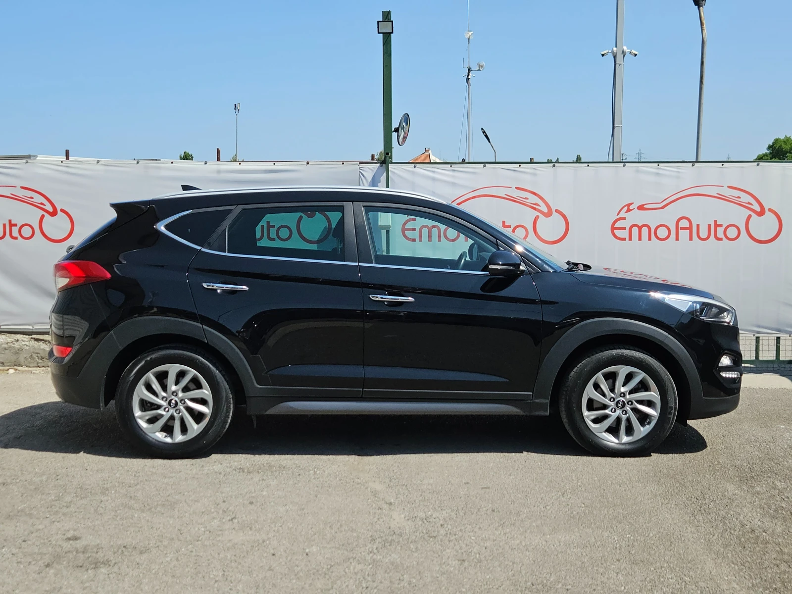 Hyundai Tucson 2.0CRDI/4X4/136k.c/6ск/LED/NAVI/БЛУТУТ//EURO6B/ТОП - изображение 3