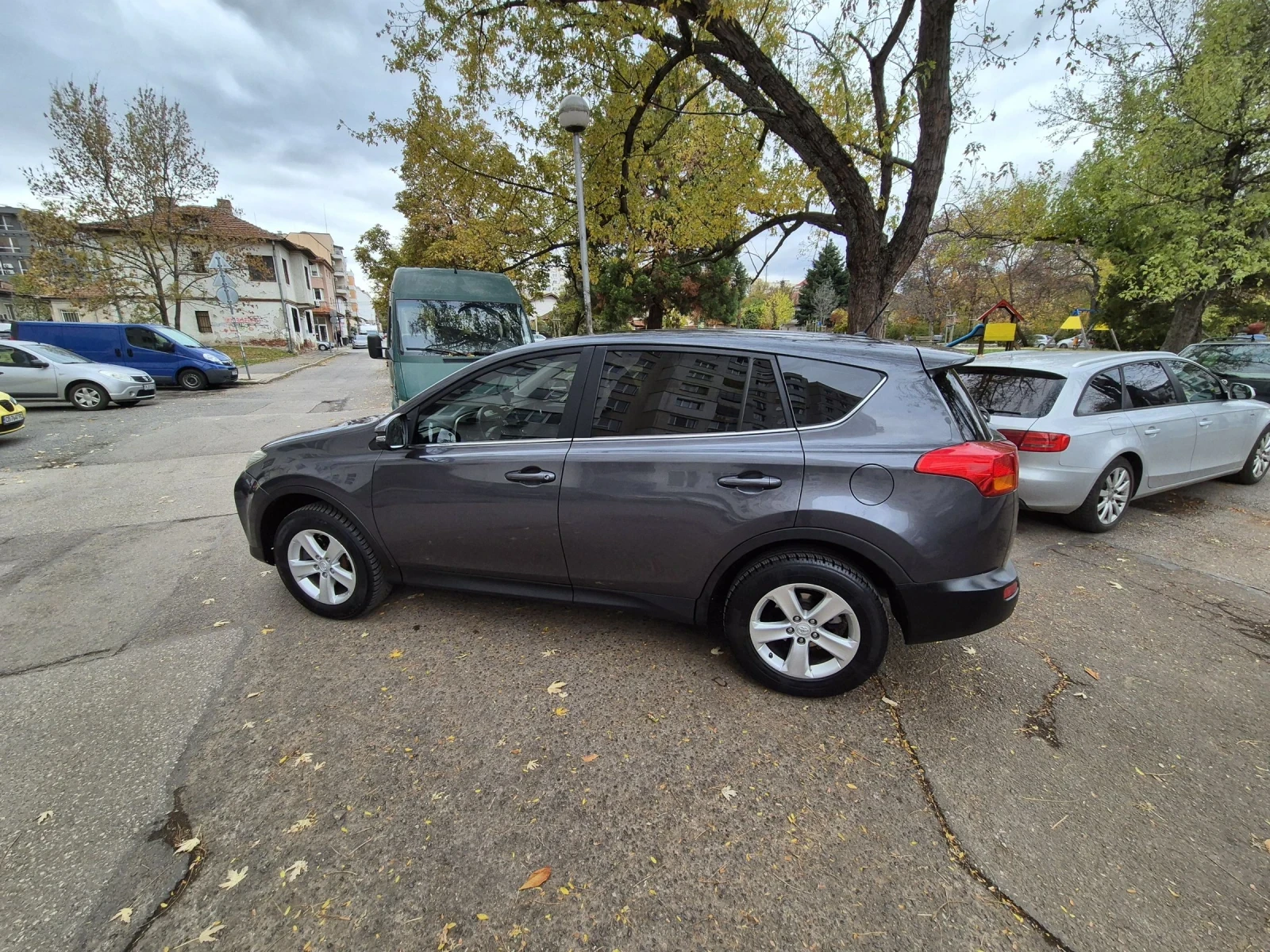 Toyota Rav4 Топ 2.0 D4D 124 коня  - изображение 3