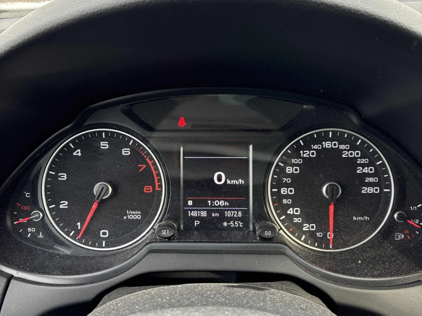 Audi Q5 PREMIUM PLUS 2.0L - изображение 9