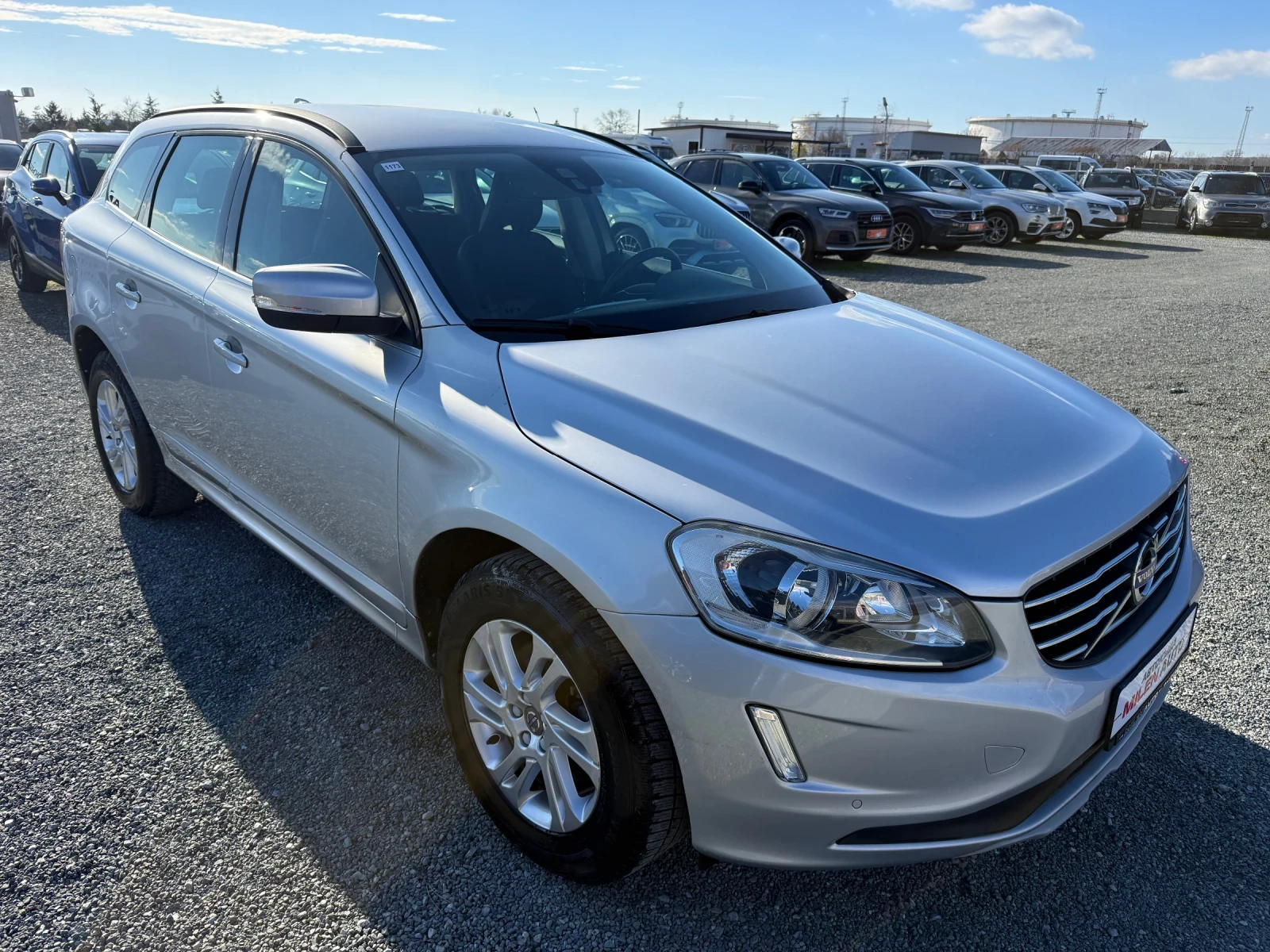 Volvo XC60 (KATO НОВА) - изображение 3