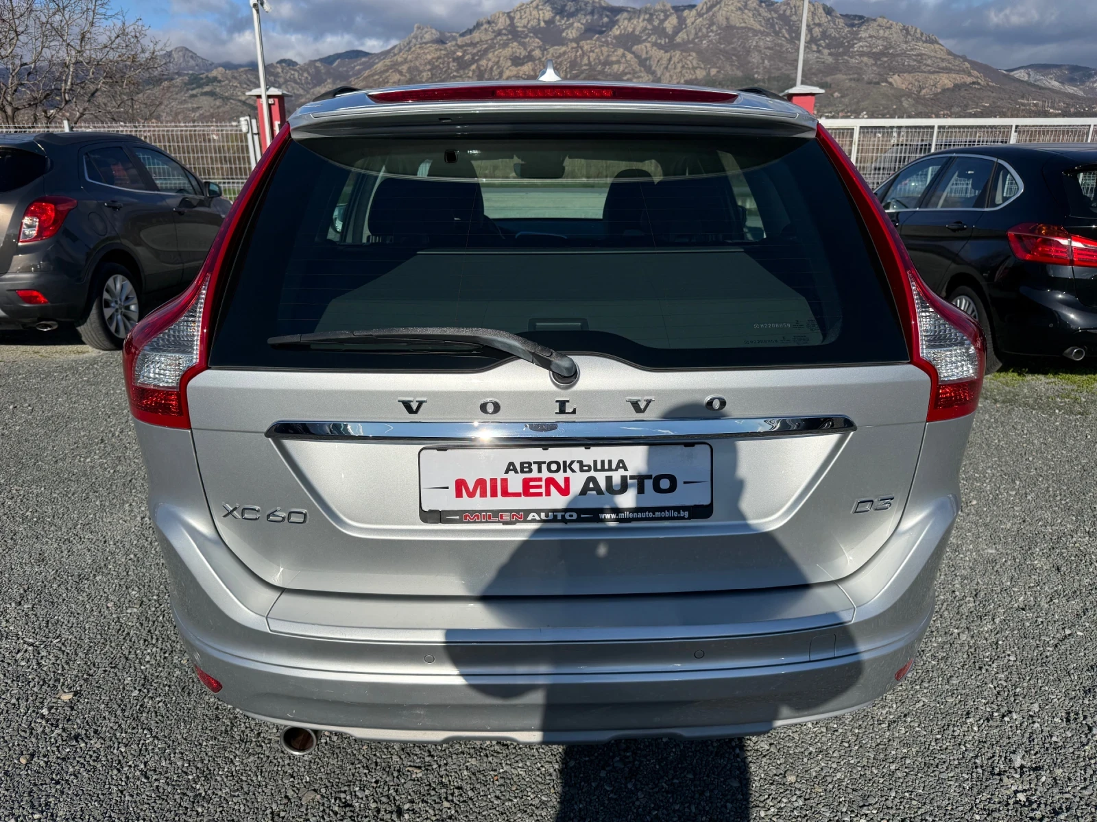 Volvo XC60 (KATO НОВА) - изображение 7