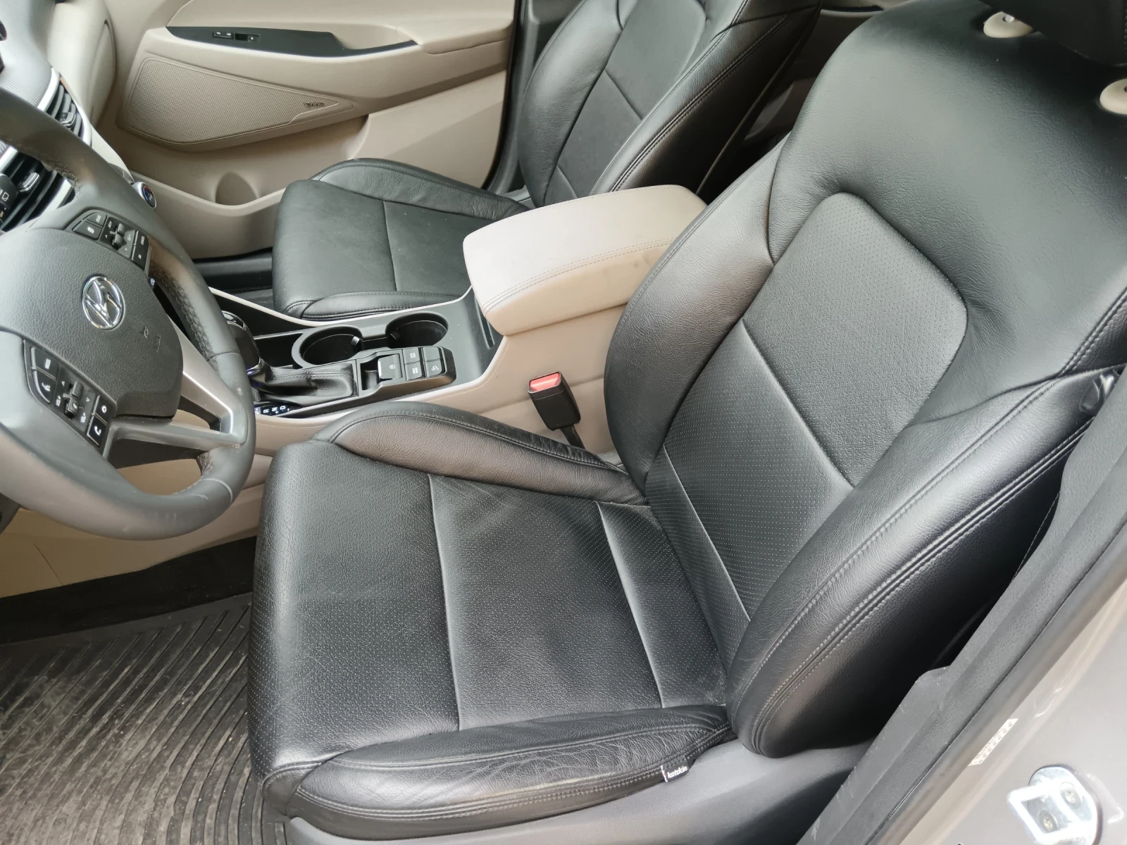 Hyundai Tucson 4x4 Limited  - изображение 10