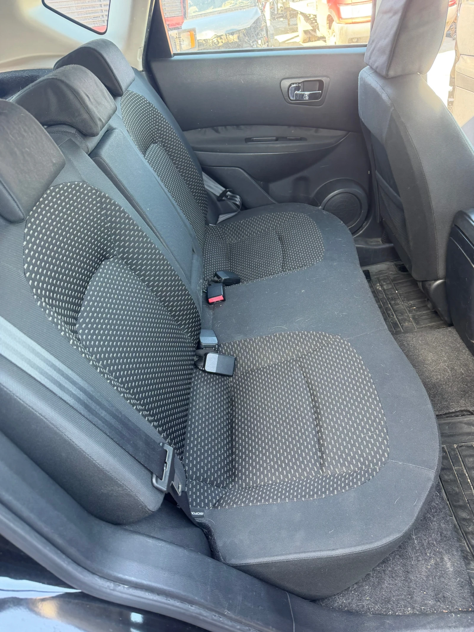 Nissan Qashqai 1.5 dci, снимка 10 - Автомобили и джипове - 53771241