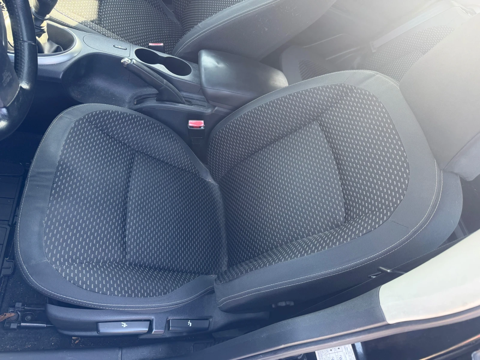 Nissan Qashqai 1.5 dci, снимка 8 - Автомобили и джипове - 53771241