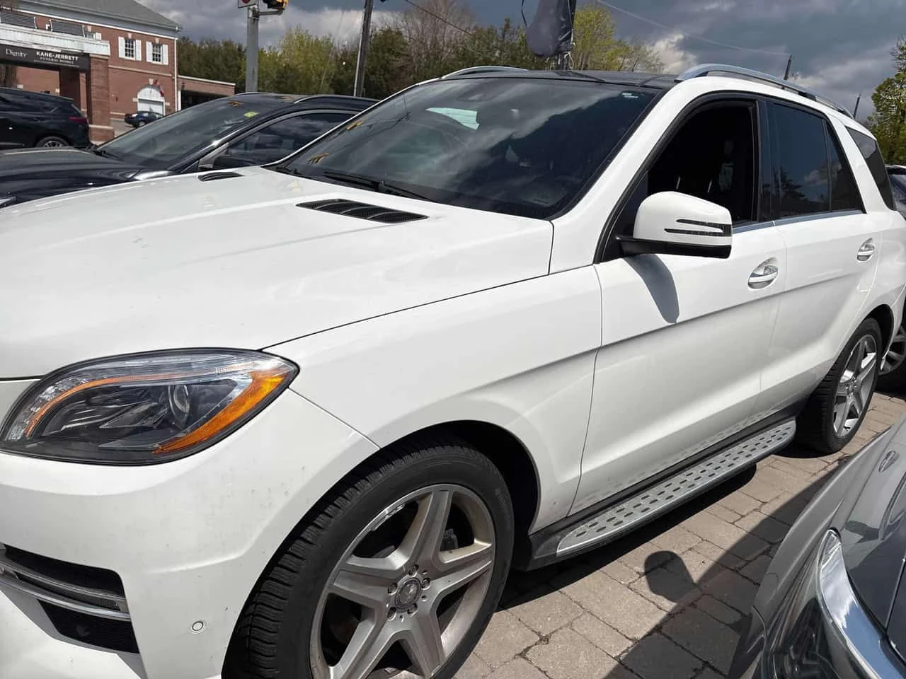 Mercedes-Benz ML 350 | BlueTEC | 360 | HARMAN KARDON | ПОДГРЕВ | , снимка 2 - Автомобили и джипове - 54479870
