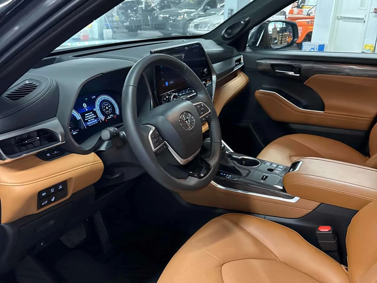 Toyota Highlander * Hybrid Limited * CARFAX * ОПЦИЯ ЗА ФИНАНСИРАНЕ, снимка 5 - Автомобили и джипове - 55647282
