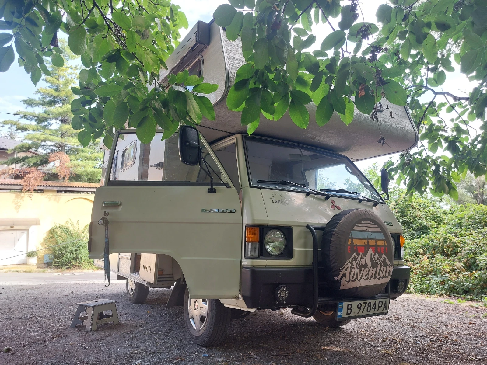 Кемпер Mitsubishi L300 Tabbert