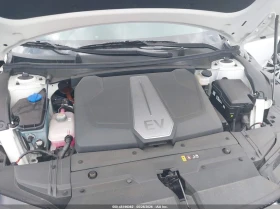 Kia EV6 Light, снимка 10