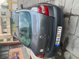 Renault Megane СЕДАН, снимка 2