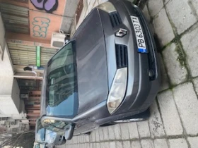Renault Megane СЕДАН, снимка 3