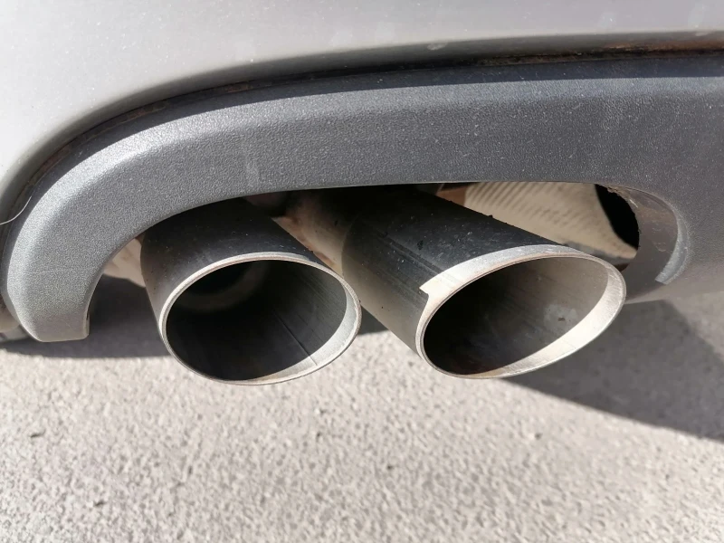 Audi A4 2.0 tdi, снимка 15 - Автомобили и джипове - 46796351