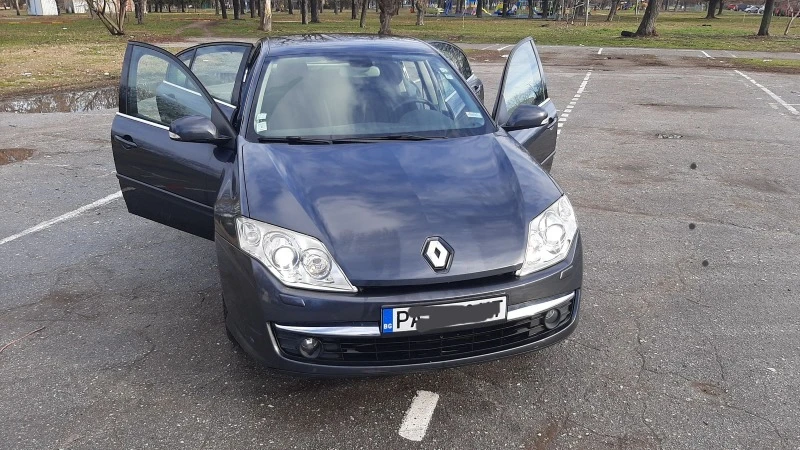 Renault Laguna 2.0 DCI, снимка 4 - Автомобили и джипове - 46685756