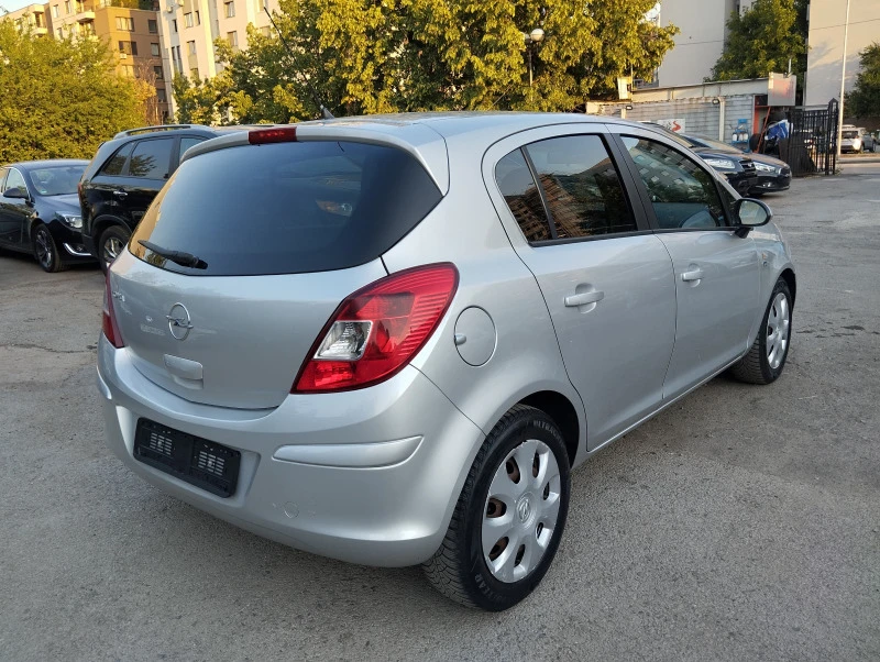 Opel Corsa 1.2 i, снимка 3 - Автомобили и джипове - 46659646