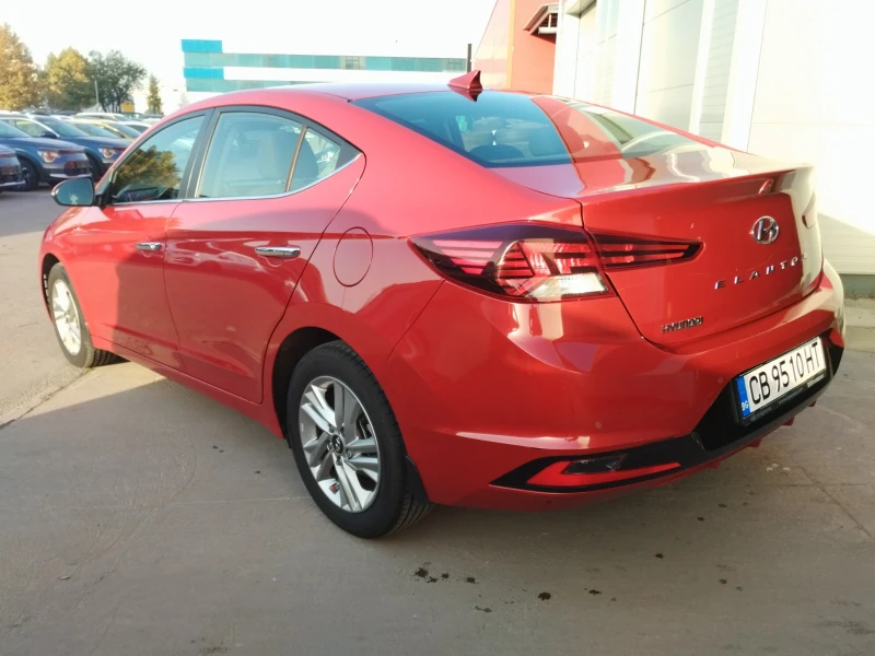 Hyundai Elantra 1.6 cvvt, снимка 6 - Автомобили и джипове - 47861509