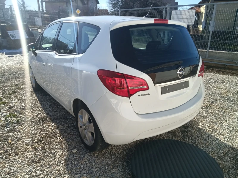 Opel Meriva 1.4 газ бензин, снимка 4 - Автомобили и джипове - 48624960