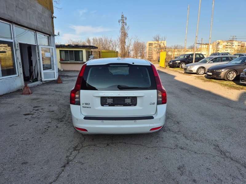 Volvo V50 1.6TDI 6с.к. TOP, снимка 5 - Автомобили и джипове - 49470852