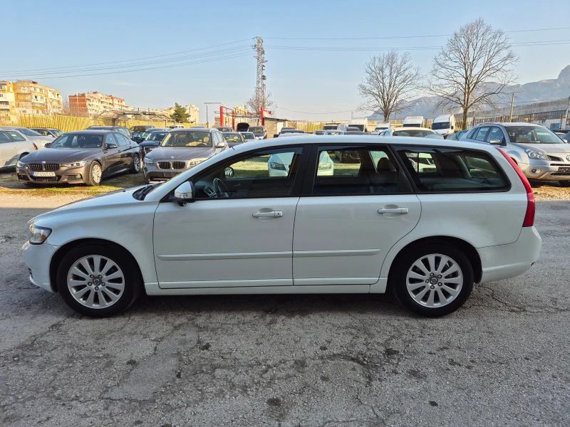 Volvo V50 1.6TDI 6с.к. TOP, снимка 3 - Автомобили и джипове - 49470852