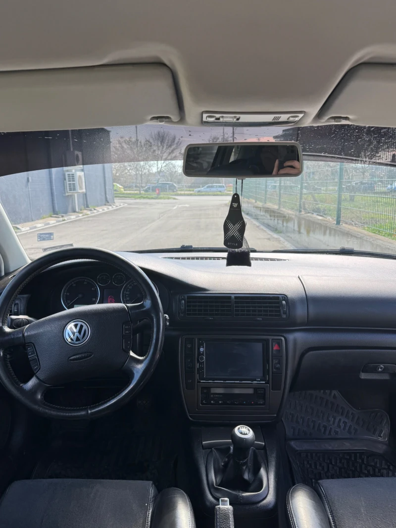 VW Passat, снимка 5 - Автомобили и джипове - 49563875