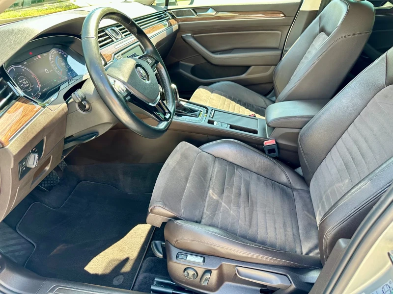 VW Passat 2.0 TDI Digital BiTurbo 4Motion Highline 360 , снимка 9 - Автомобили и джипове - 52488506