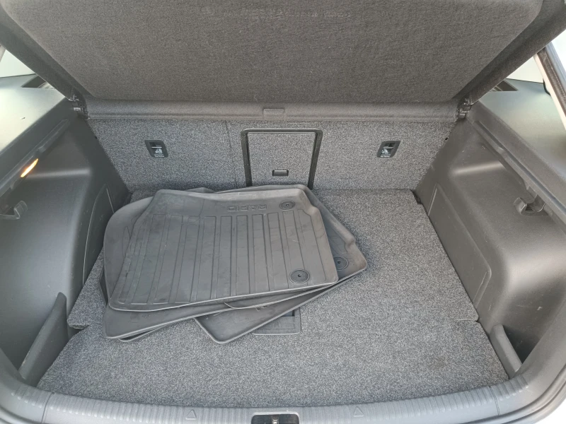 Skoda Rapid 1.6 TDI | DSG , снимка 8 - Автомобили и джипове - 51950599