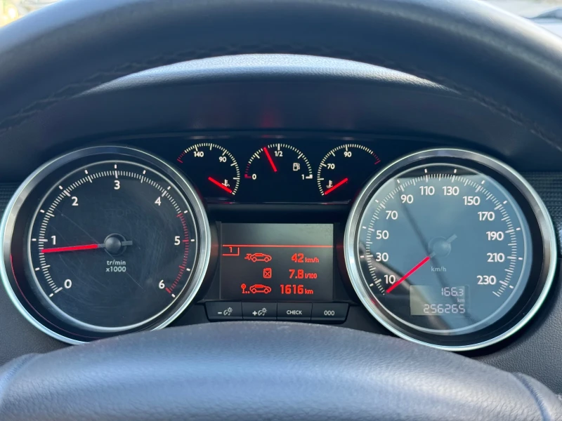 Peugeot 508 2.0HDi Сервизна книжка, снимка 13 - Автомобили и джипове - 52003647