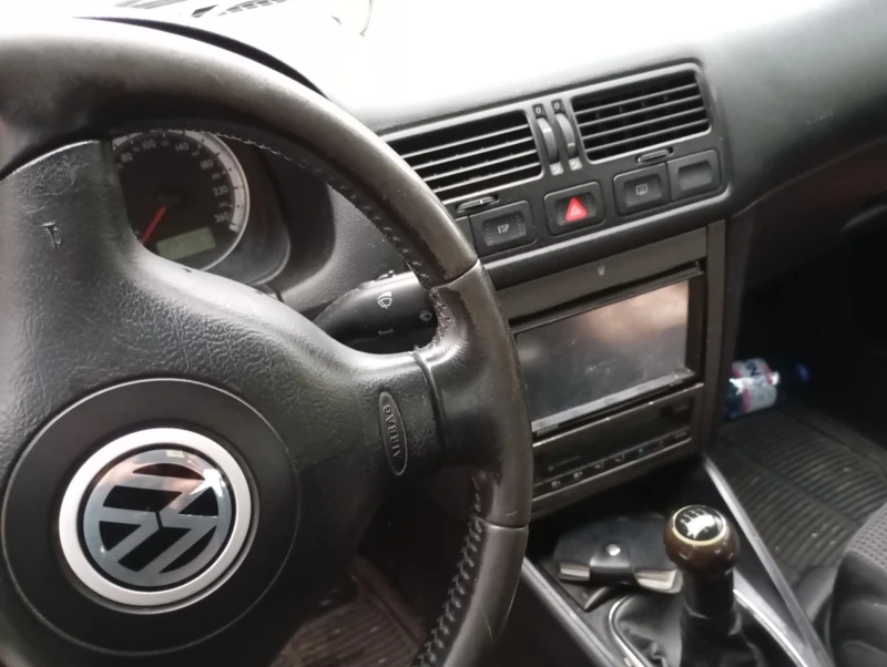 VW Bora, снимка 3 - Автомобили и джипове - 52617857