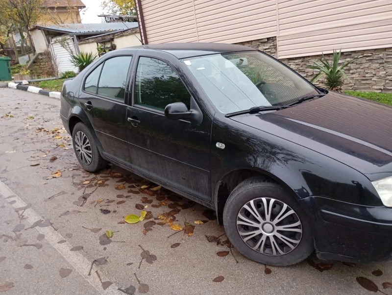 VW Bora, снимка 2 - Автомобили и джипове - 52617857