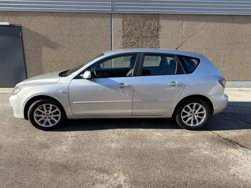 Mazda 3, снимка 2 - Автомобили и джипове - 53078710