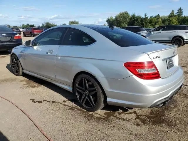 Mercedes-Benz C 350 * CARFAX * АМГ ПАКЕТ * HARMAN/KARDON - изображение 3