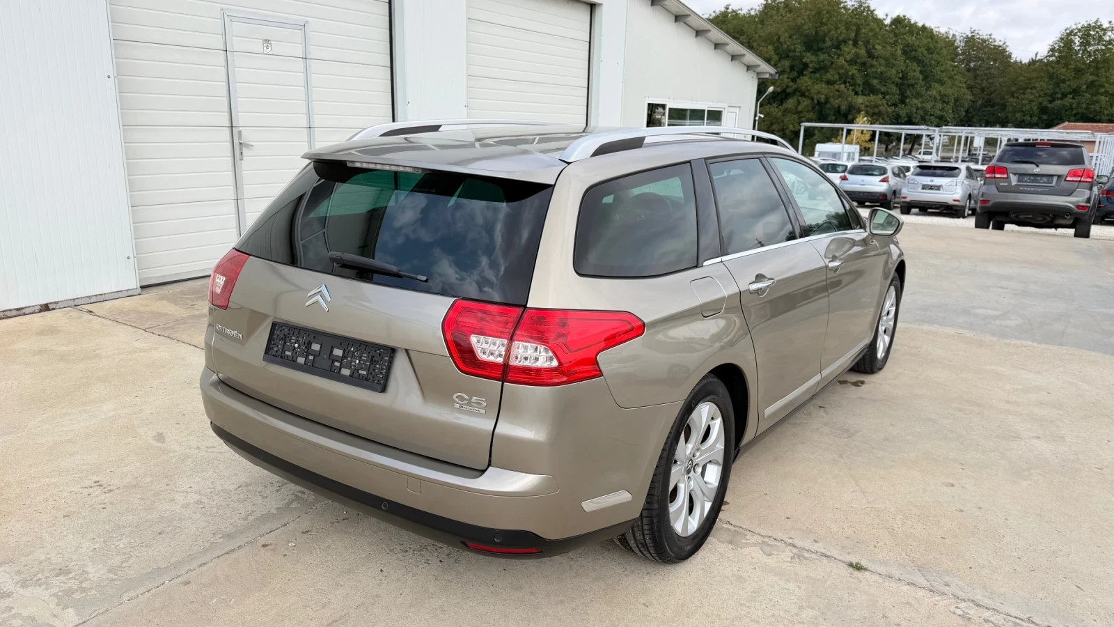 Citroen C5 2.0hdi 136k* Exclusive* NOVA!!!* UNIKAT* , снимка 15 - Автомобили и джипове - 40911810