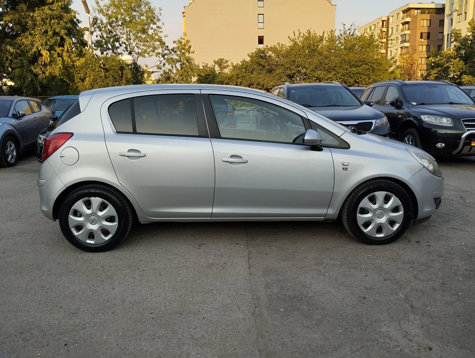 Opel Corsa 1.2 i - изображение 2