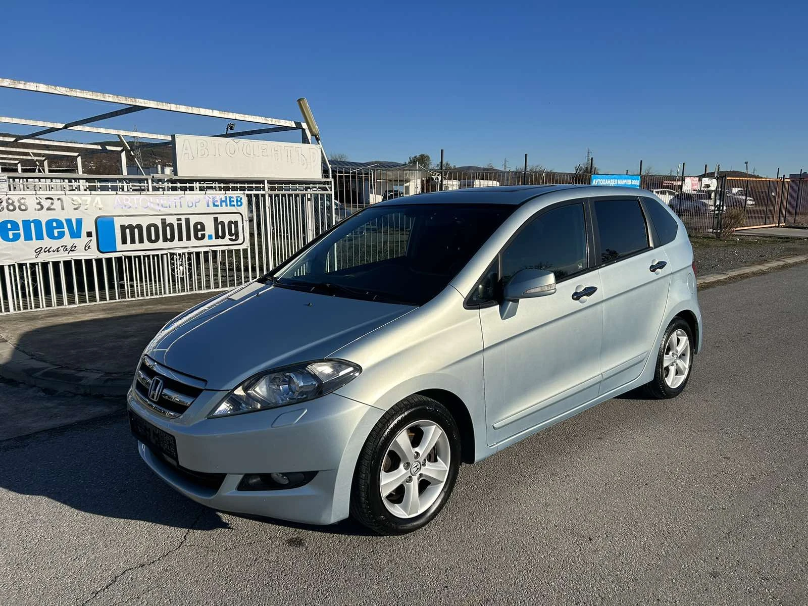 Honda Fr-v 1.8 Automatic - изображение 2