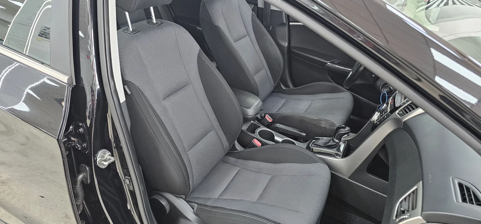 Hyundai I30 1.6 Автомат камера Германия Лизинг  - изображение 10