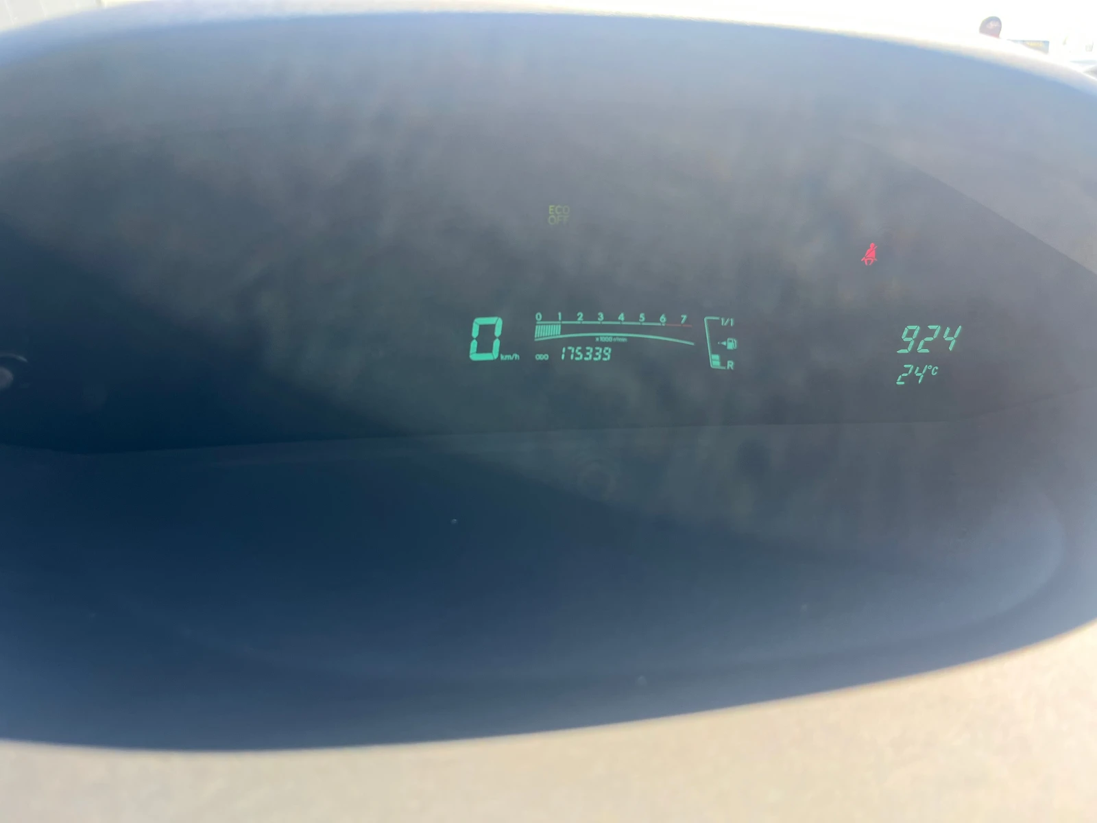 Toyota Yaris 1.3 VVTI 6  | Mobile.bg   17