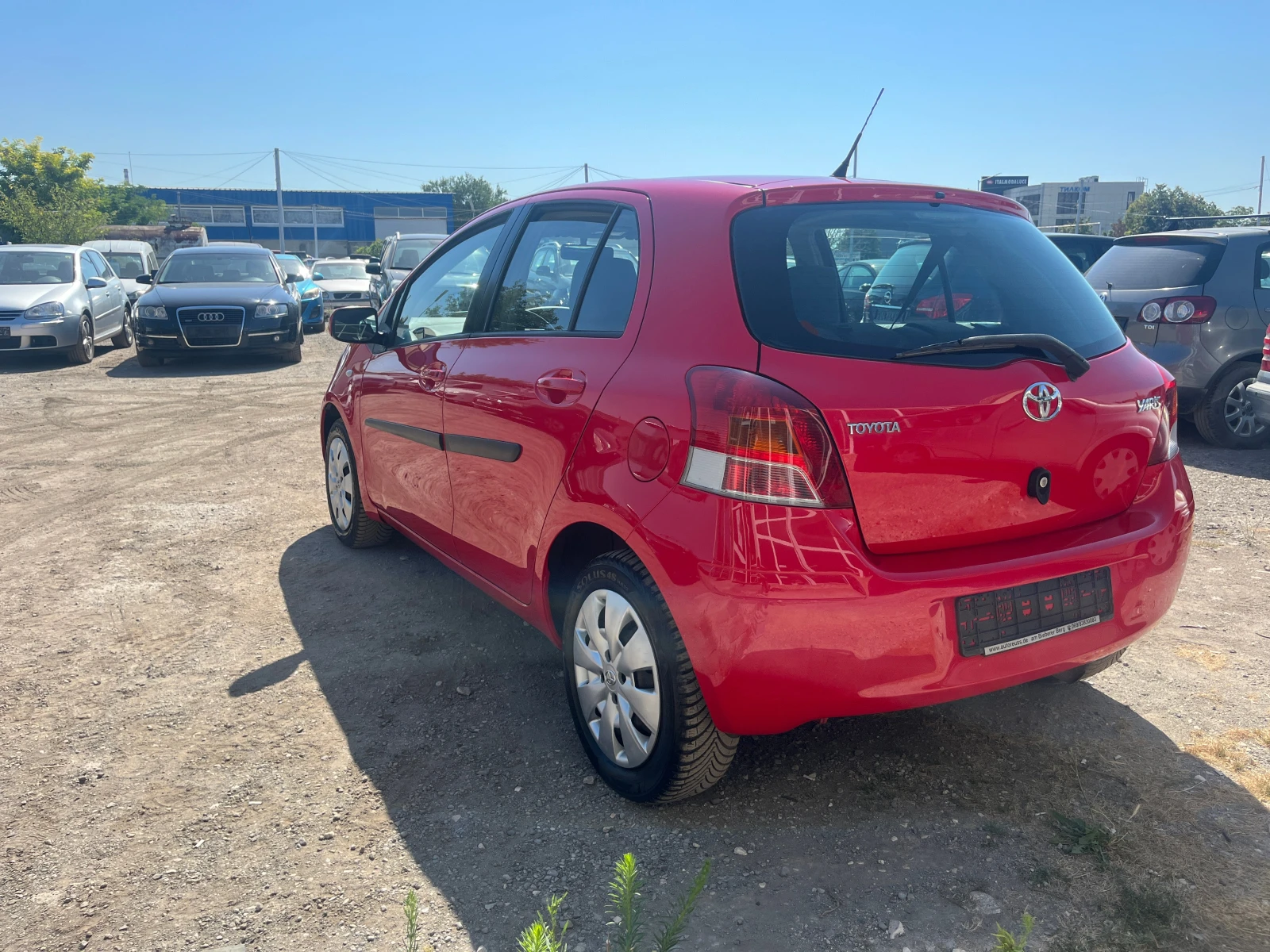Toyota Yaris 1.3 VVTI 6 скорости - изображение 5