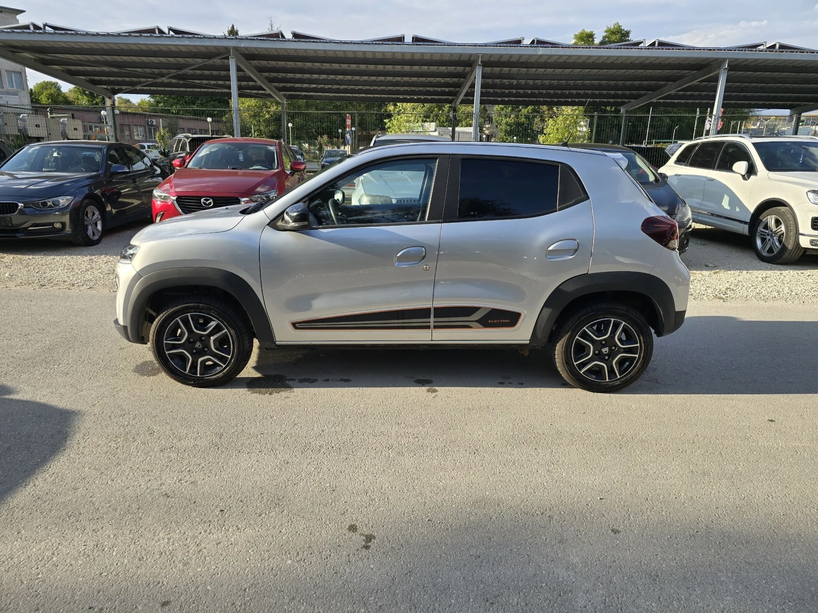 Dacia Spring Comfort Plus 45CCS Гаранция Лизинг - изображение 2
