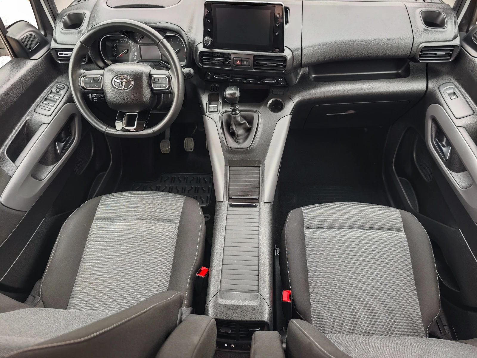 Toyota Proace City Verso  /  6 | Mobile.bg   13