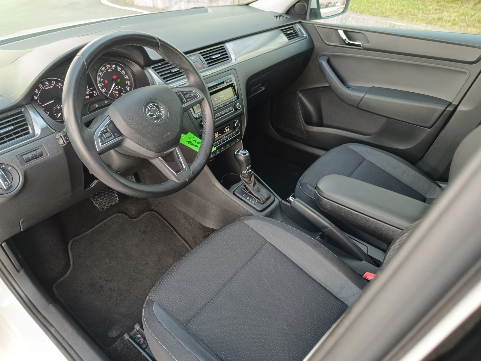 Skoda Rapid 1.6 TDI | DSG  - изображение 9