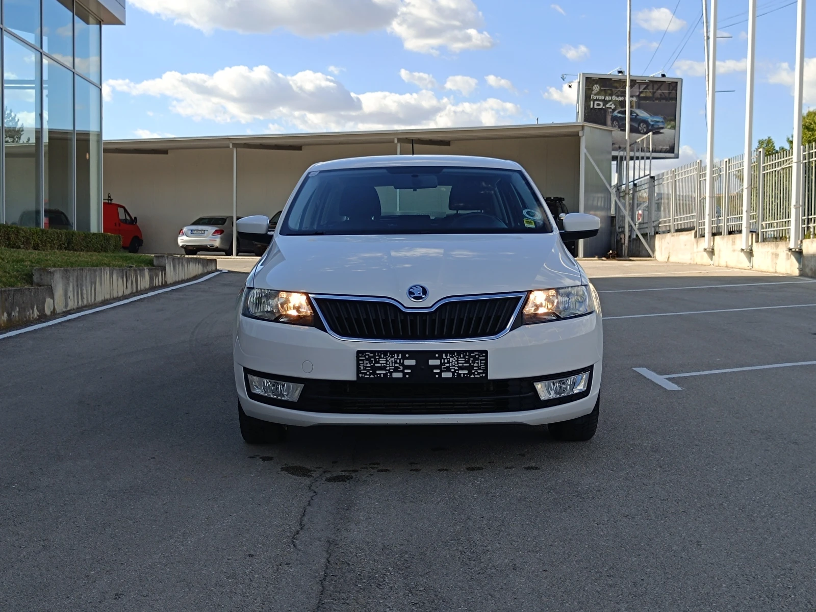 Skoda Rapid 1.6 TDI | DSG  - изображение 2