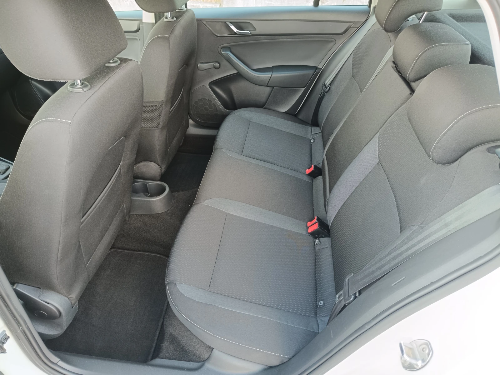 Skoda Rapid 1.6 TDI | DSG  - изображение 10