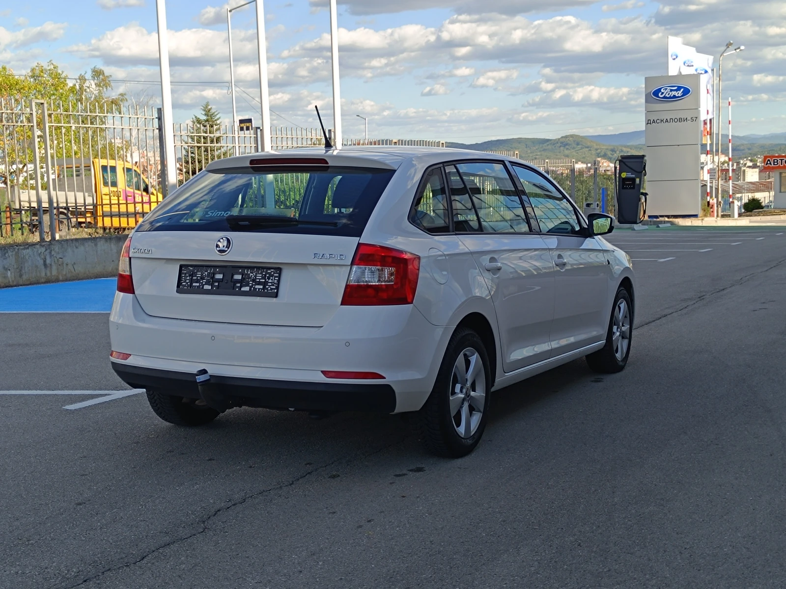 Skoda Rapid 1.6 TDI | DSG  - изображение 4