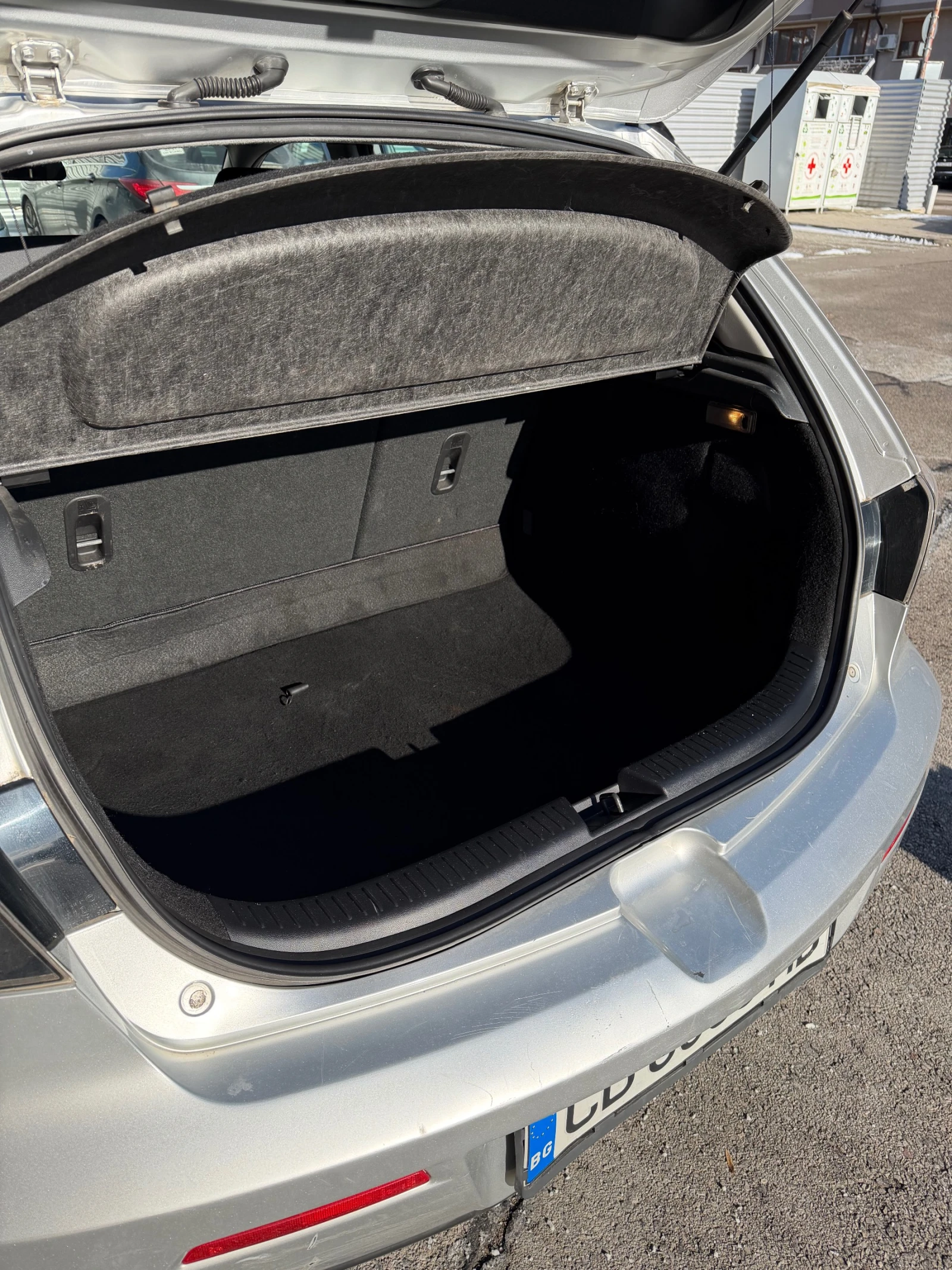 Mazda 3  - изображение 7